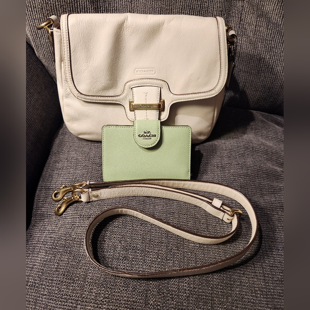 Coach Taylor Leather Flap Crossbody Bag (F25206) with Coach Wallet (A2381 6390)